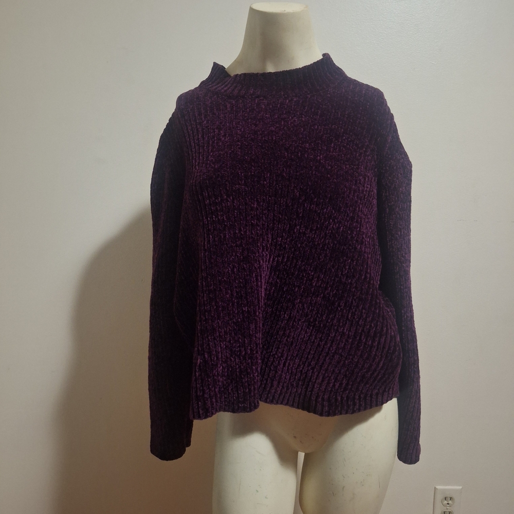 JohnPaulRichard Deep Red / Purple Turtleneck Sweater